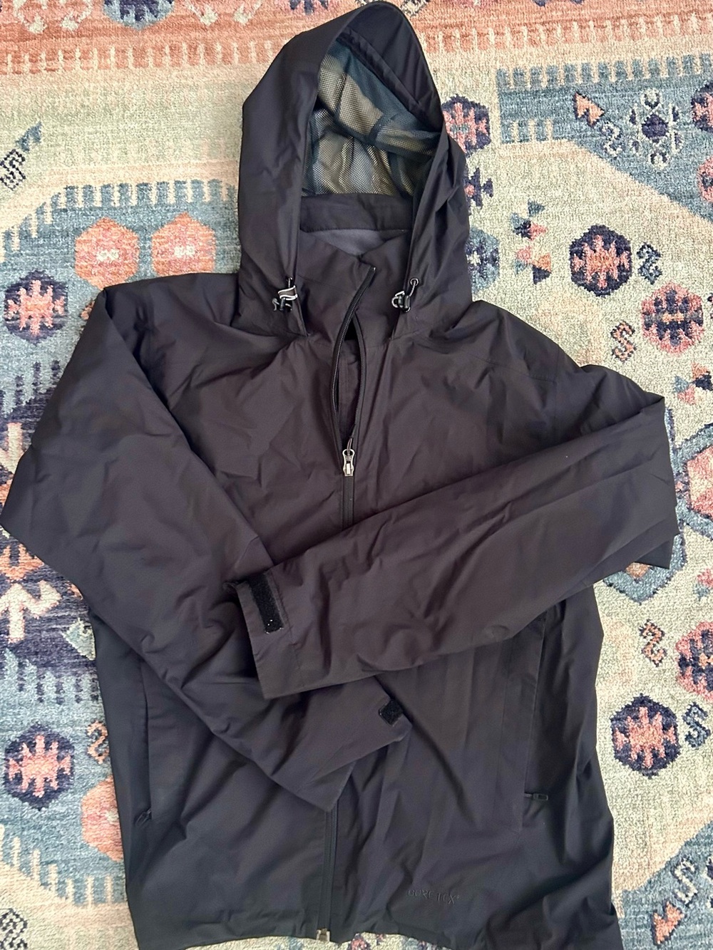 Adidas Outdoor Gore-Tex Waterproof Hooded Rain Jacket Men’s Medium Black